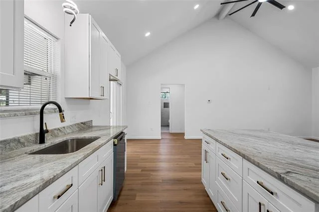 Photo of 1630 Egan Lane