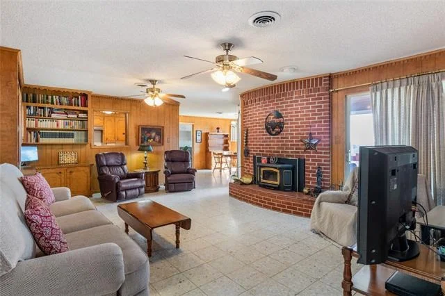 Photo of 1111 Hillcrest Street