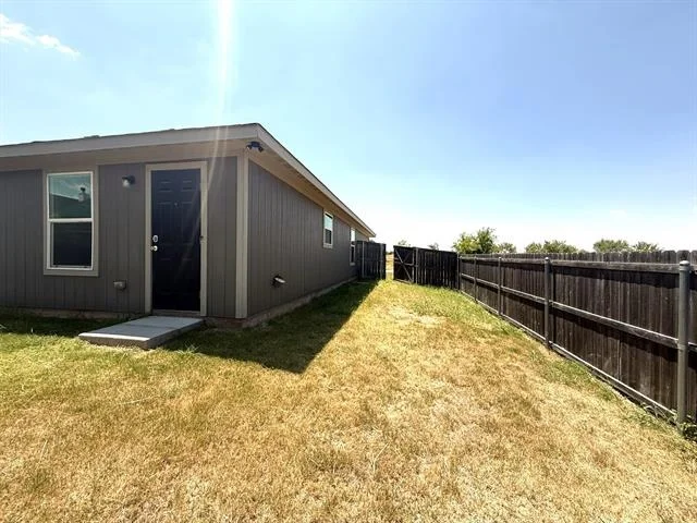 Photo of 7649 Vineyard Drive
