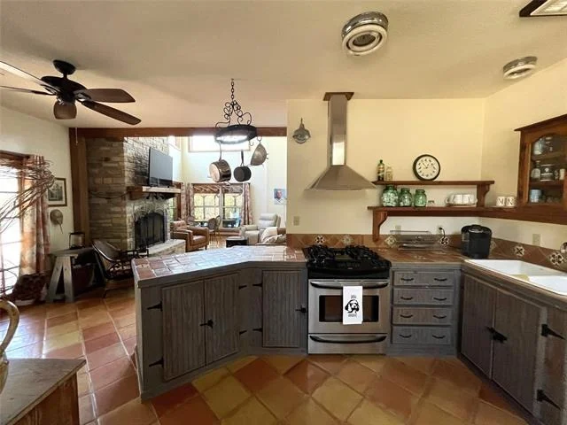 Photo of 232 Private Road 1500a