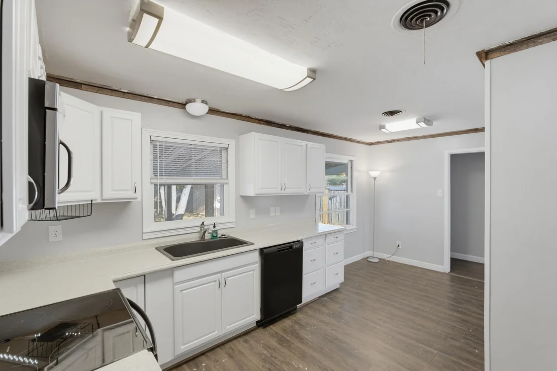 Photo of 750 Westview Drive