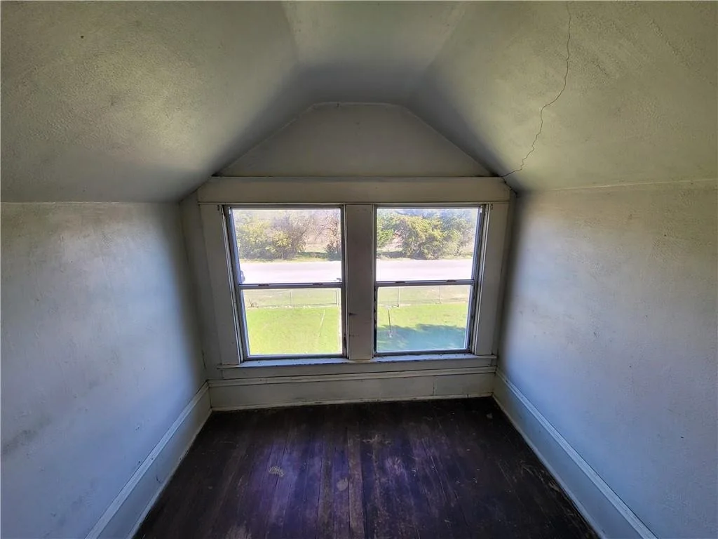 Photo of 426 N Houston Street