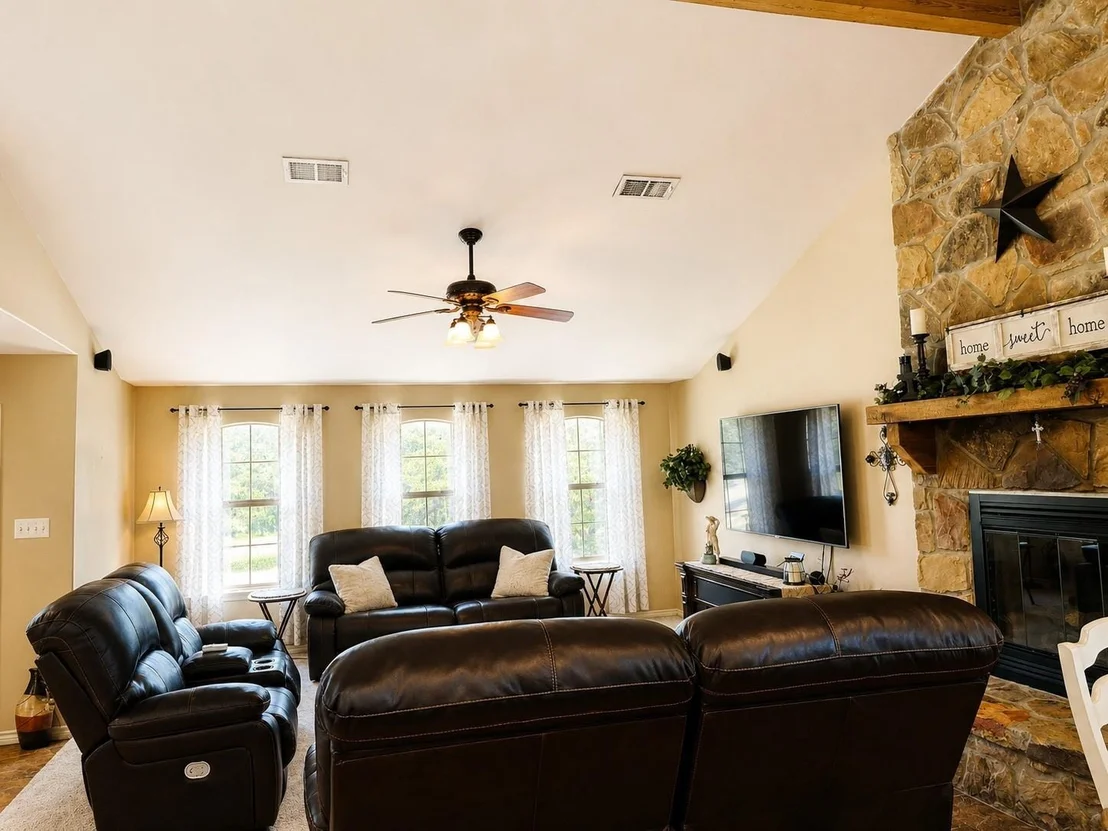 Photo of 15541 County Road 409