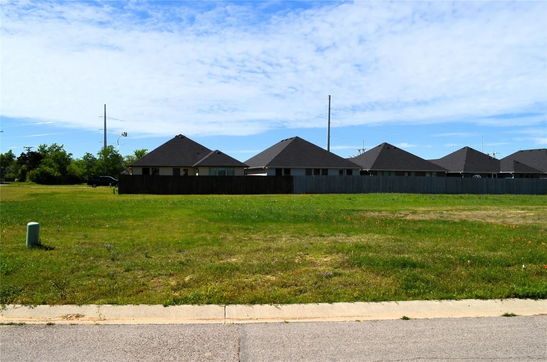 Photo of 305 Preston Road