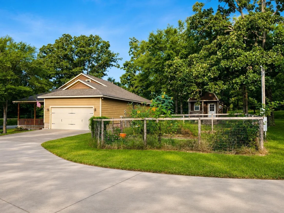 Photo of 767 County Road 1218