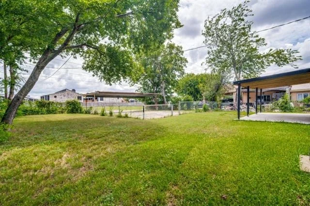 Photo of 2426 Whit Drive
