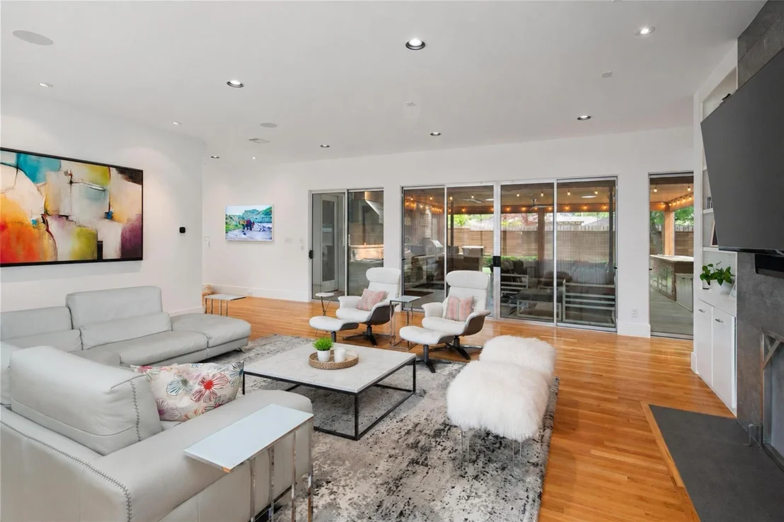 Photo of 5624 Williamstown Road