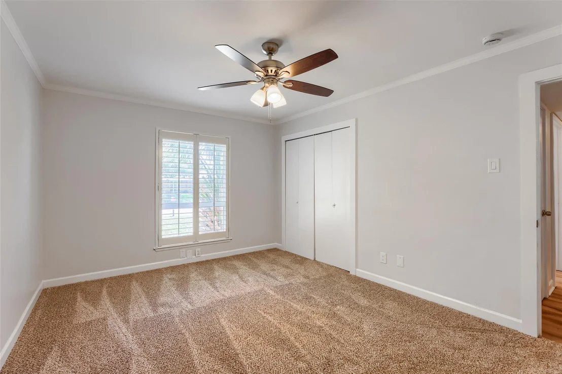 Photo of 6639 Roundrock Road