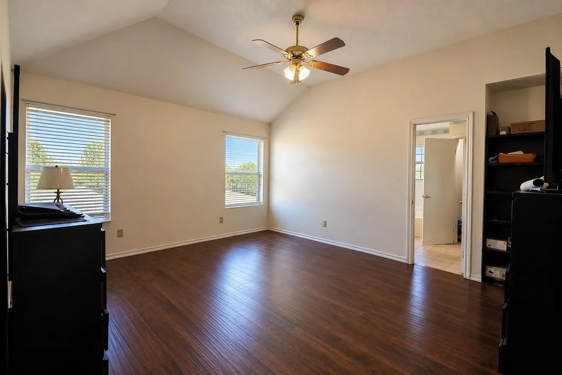Photo of 203 Knight Lane