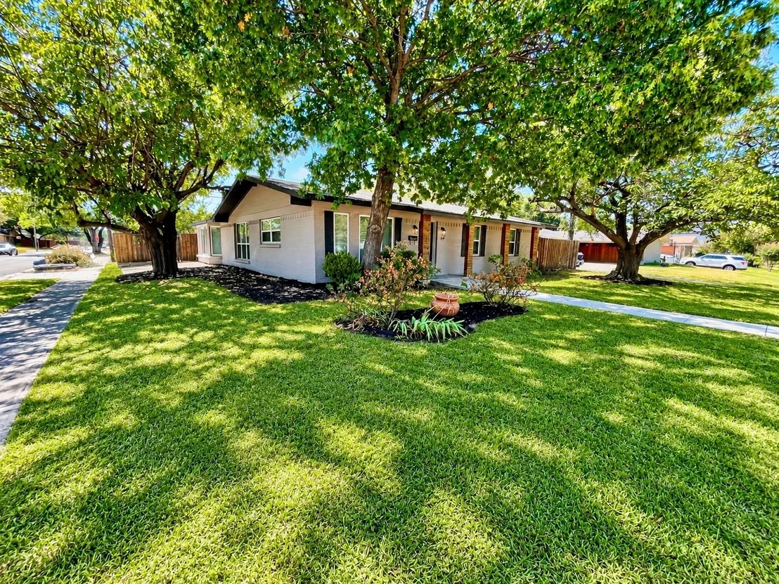 Photo of 2976 Sundial Drive