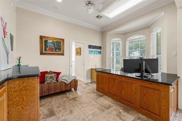 Photo of 290 Bolton Circle