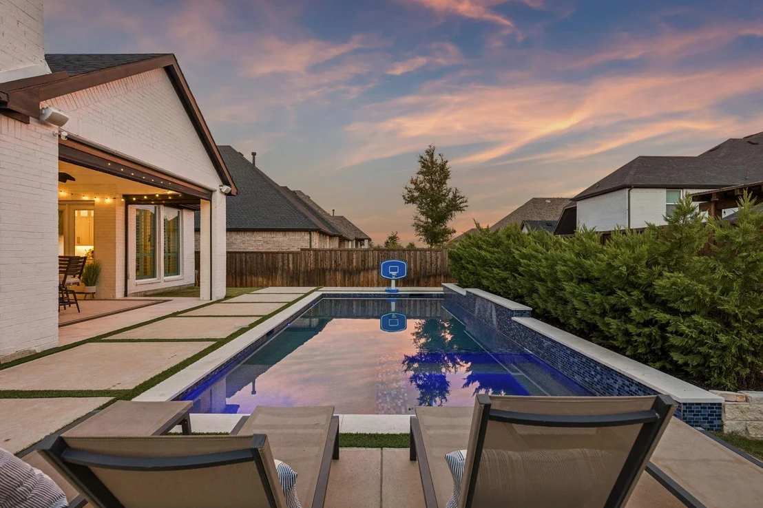 Photo of 1581 Turnberry Drive