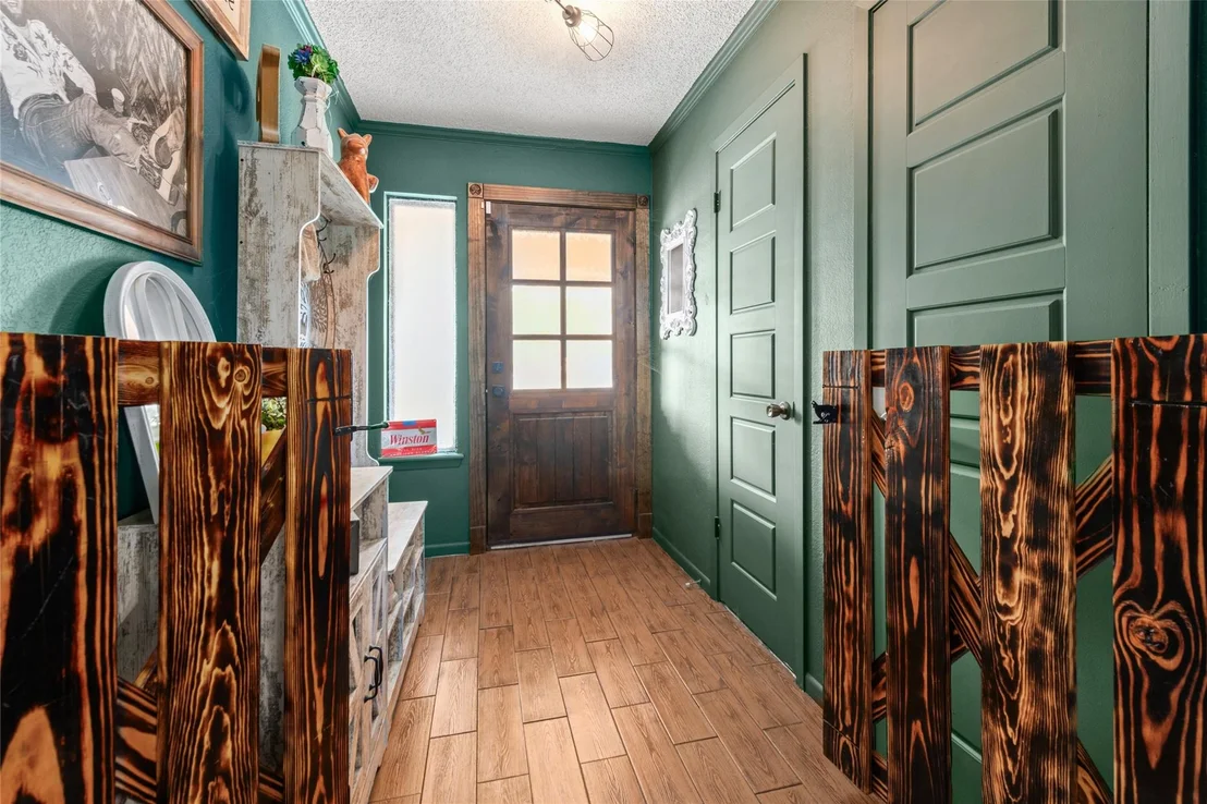 Photo of 1017 Chriswood Drive