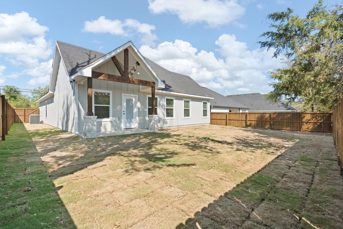 Photo of 809 Tierney Road