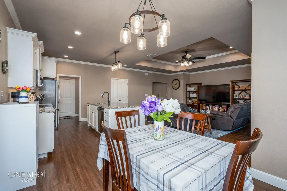 Photo of 3102 Oakley