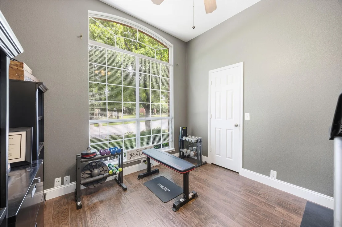 Photo of 1004 Dover Heights Trail