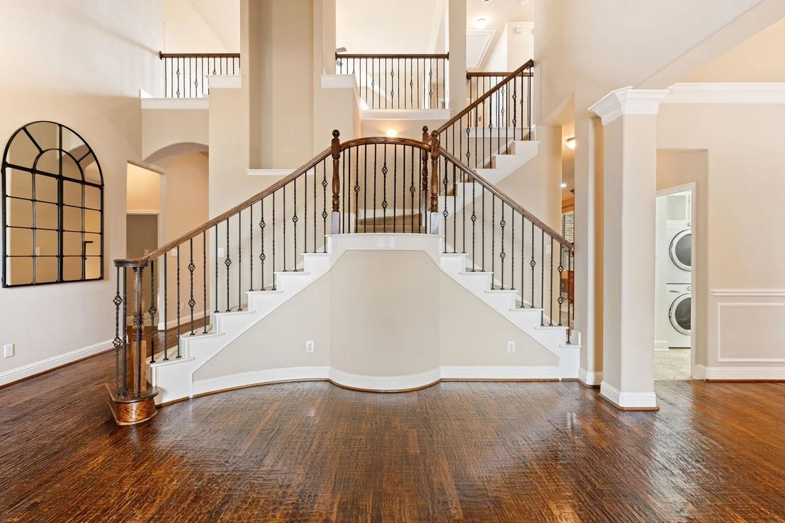 Photo of 1750 Lake Forest Drive