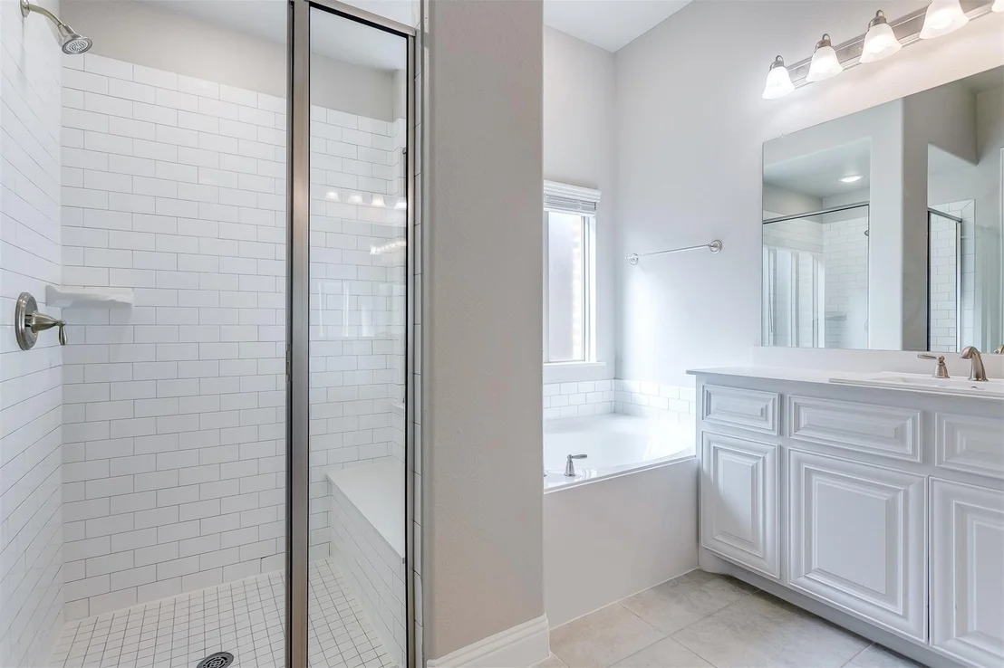 Photo of 3323 Royal Ridge Drive
