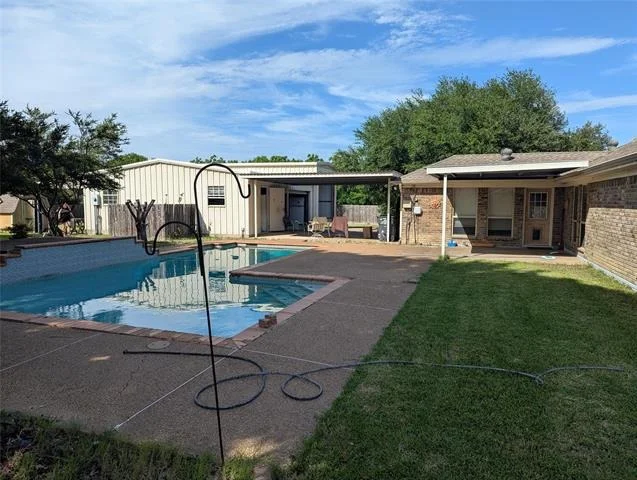 Photo of 701 Summer Place
