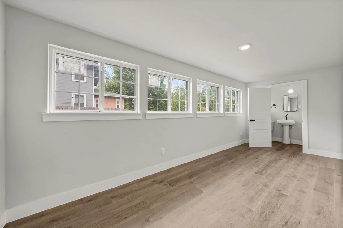 Photo of 900 N 22nd Street