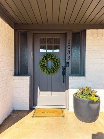 Photo of 1033 Royal Lane