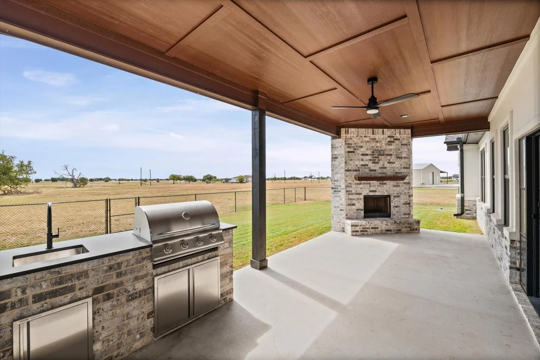 Photo of 611 Willow Moon Ranch