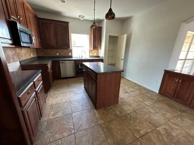 Photo of 104 Dovehill Circle