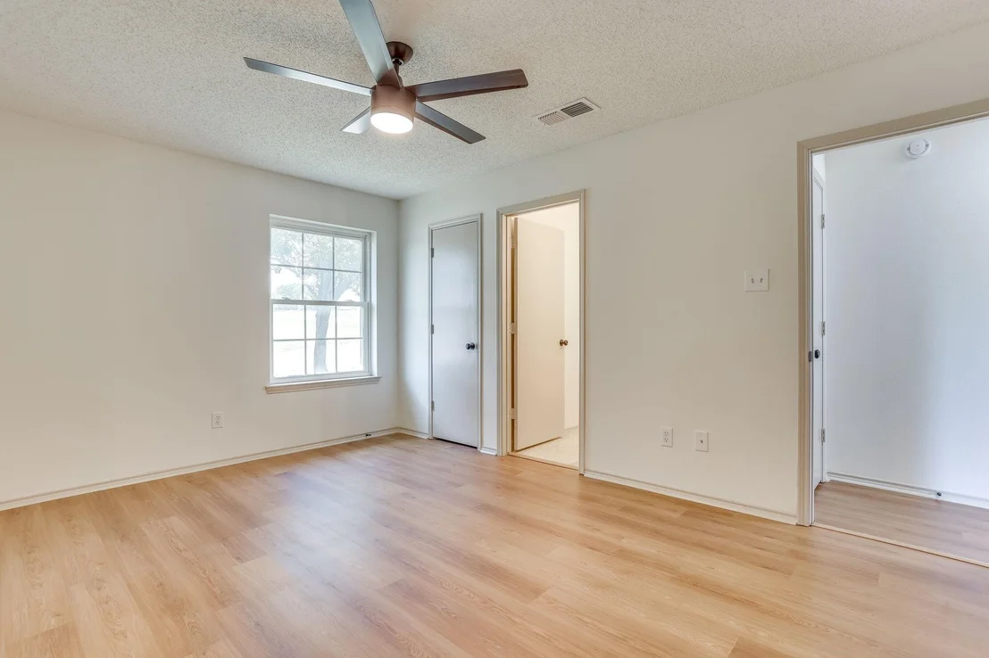 Photo of 912 Blue Ridge Drive