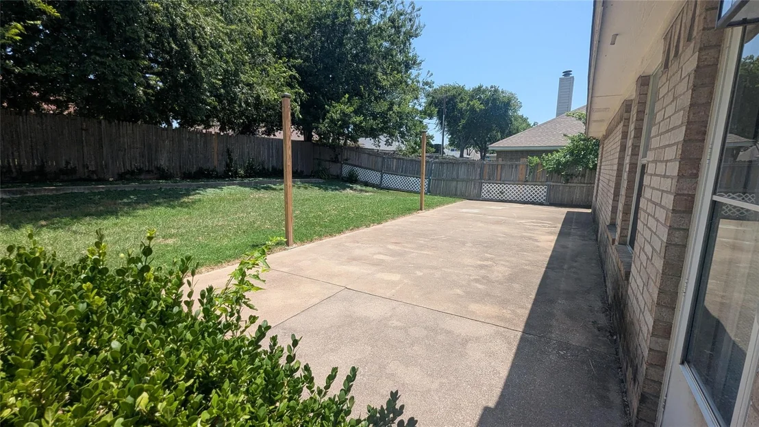 Photo of 916 Heberle Drive