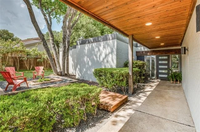 Photo of 6652 Talbot Parkway