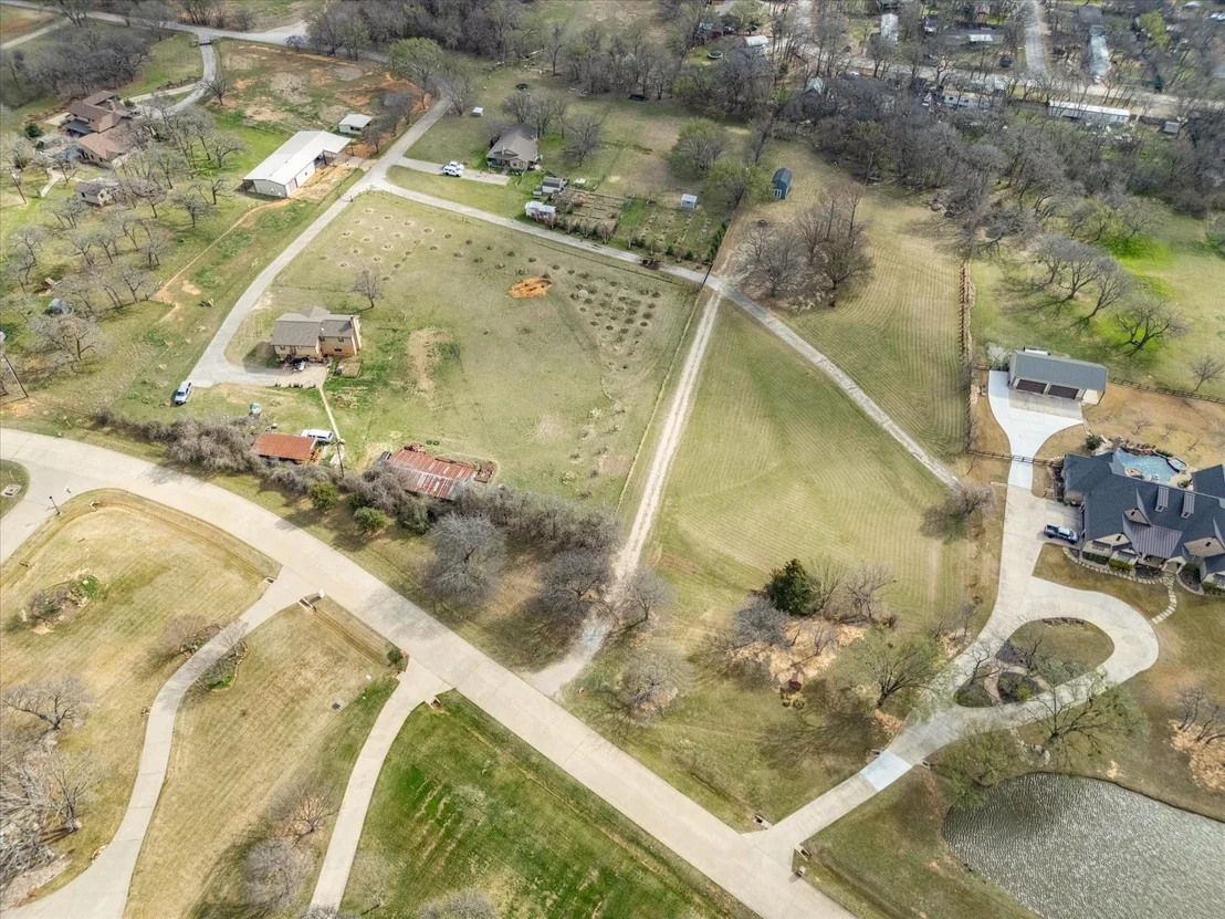 Photo of 790 Badminton Drive