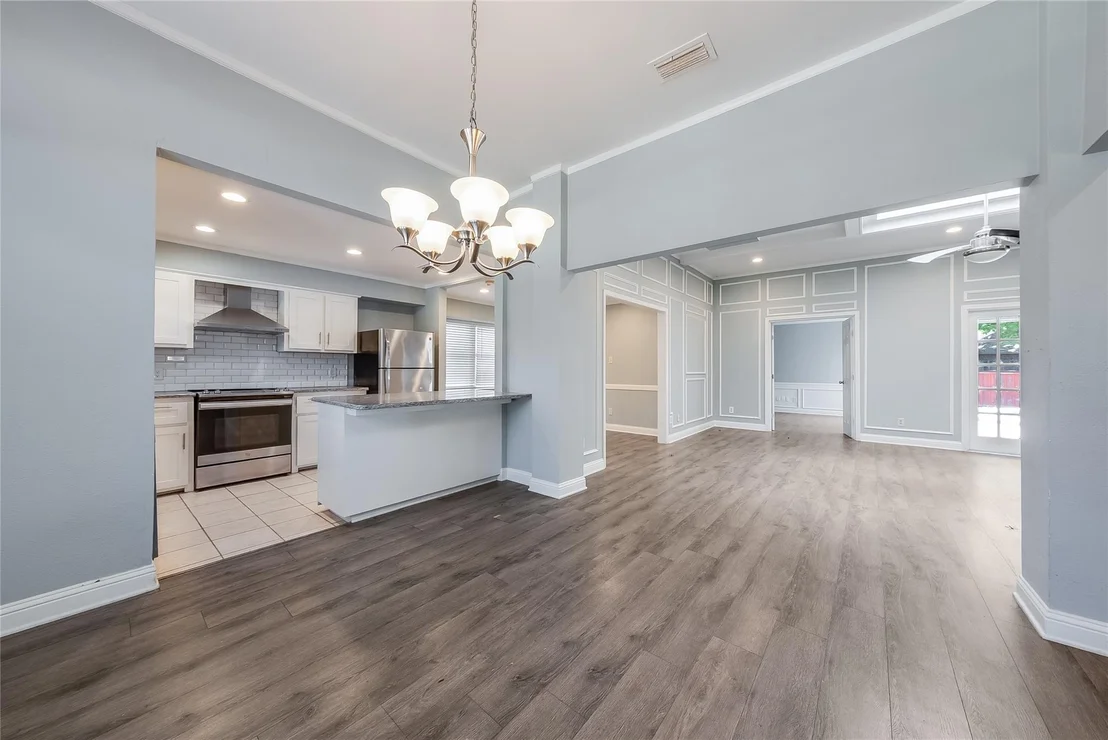 Photo of 2300 San Gabriel Drive