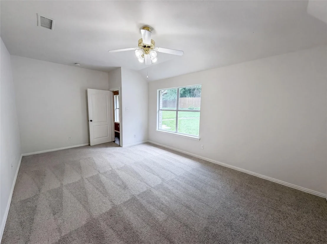 Photo of 525 Hidden Oak Lane