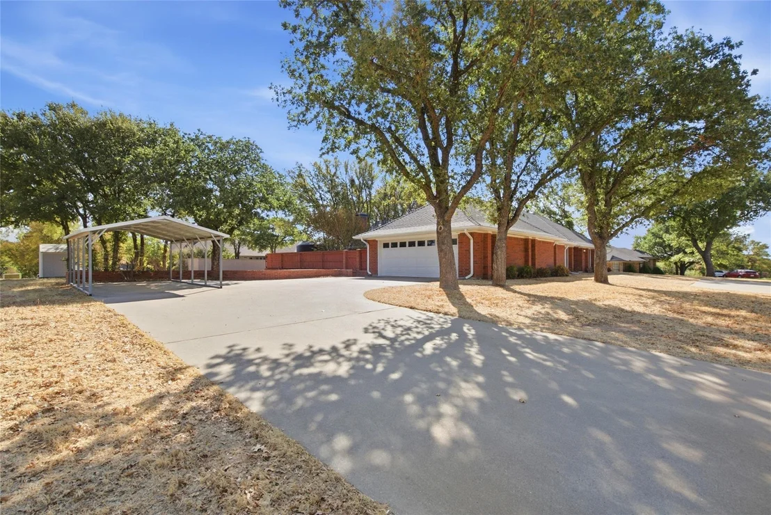 Photo of 2116 Cherokee Loop