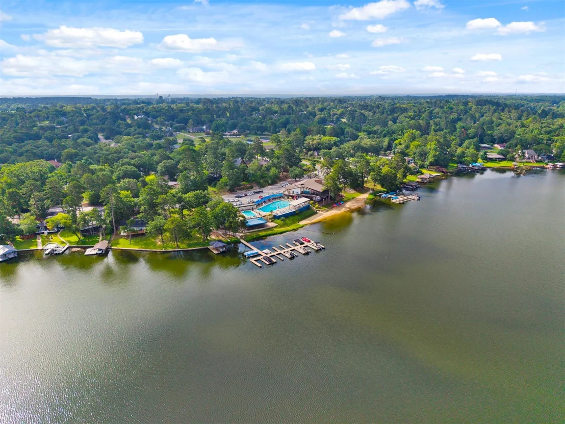 Photo of 1656 Pineview Lane