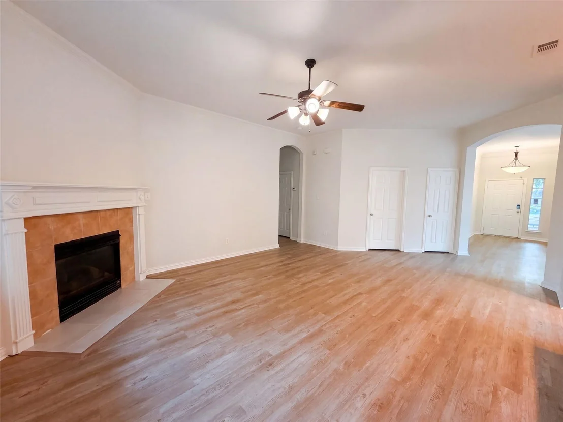 Photo of 1009 Spinnaker Drive