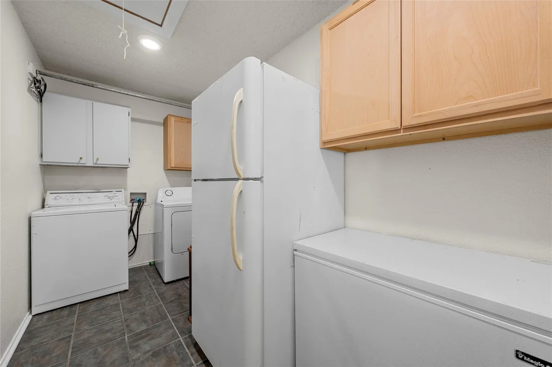 Photo of 5330 Leroy Parkway