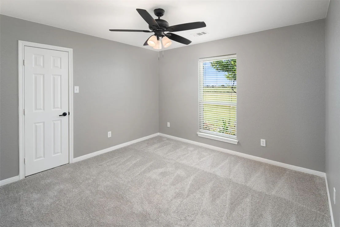 Photo of 1019 Vaughan Lane