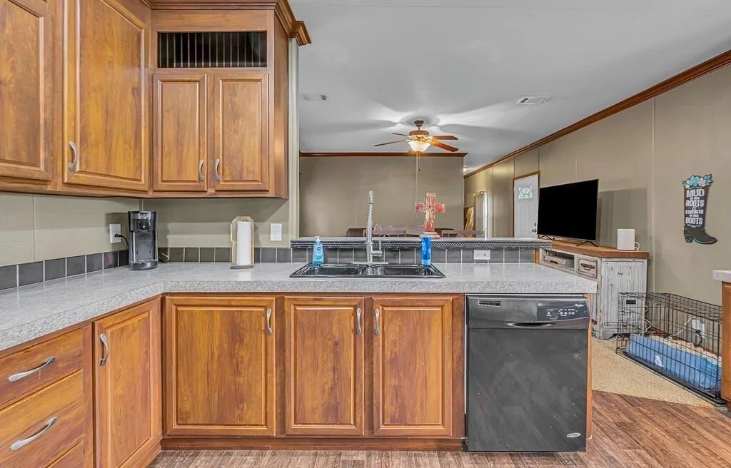 Photo of 1176 Blue Cut Road N