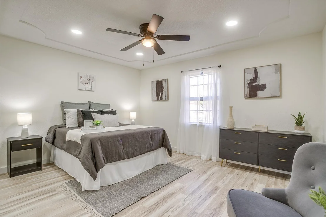 Photo of 2421 Meadow View