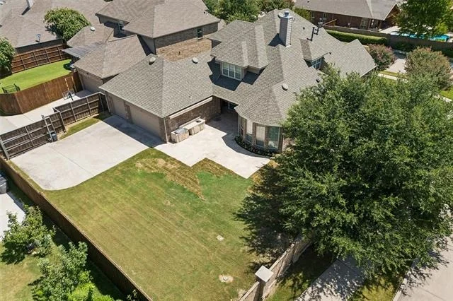 Photo of 7701 Glenmere Trail
