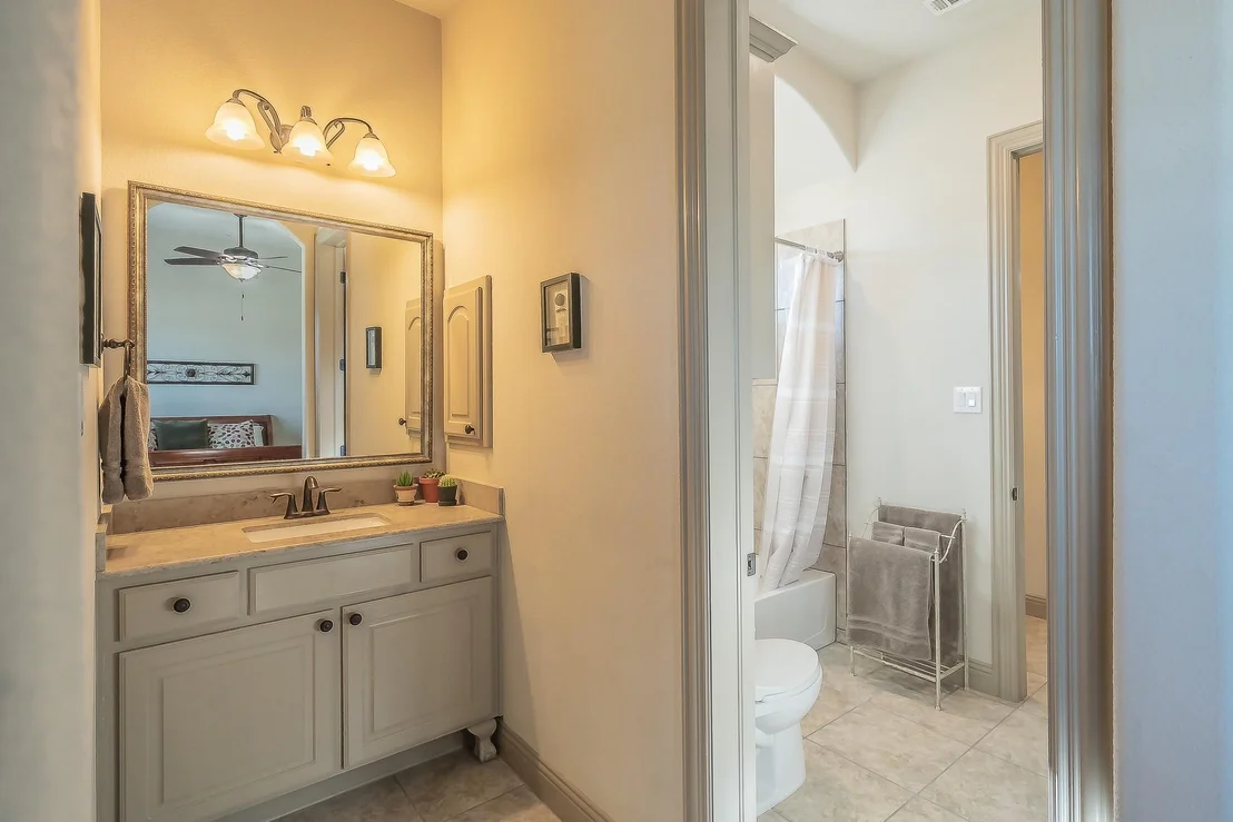 Photo of 1215 Galway Drive