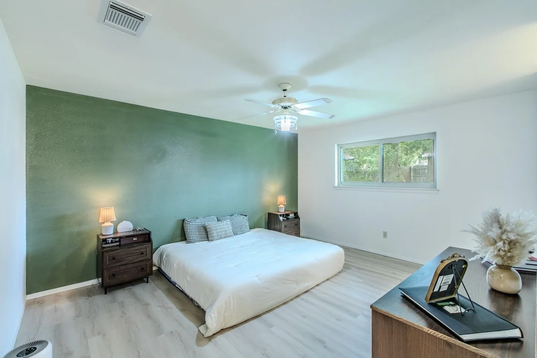 Photo of 1057 Radisson Drive