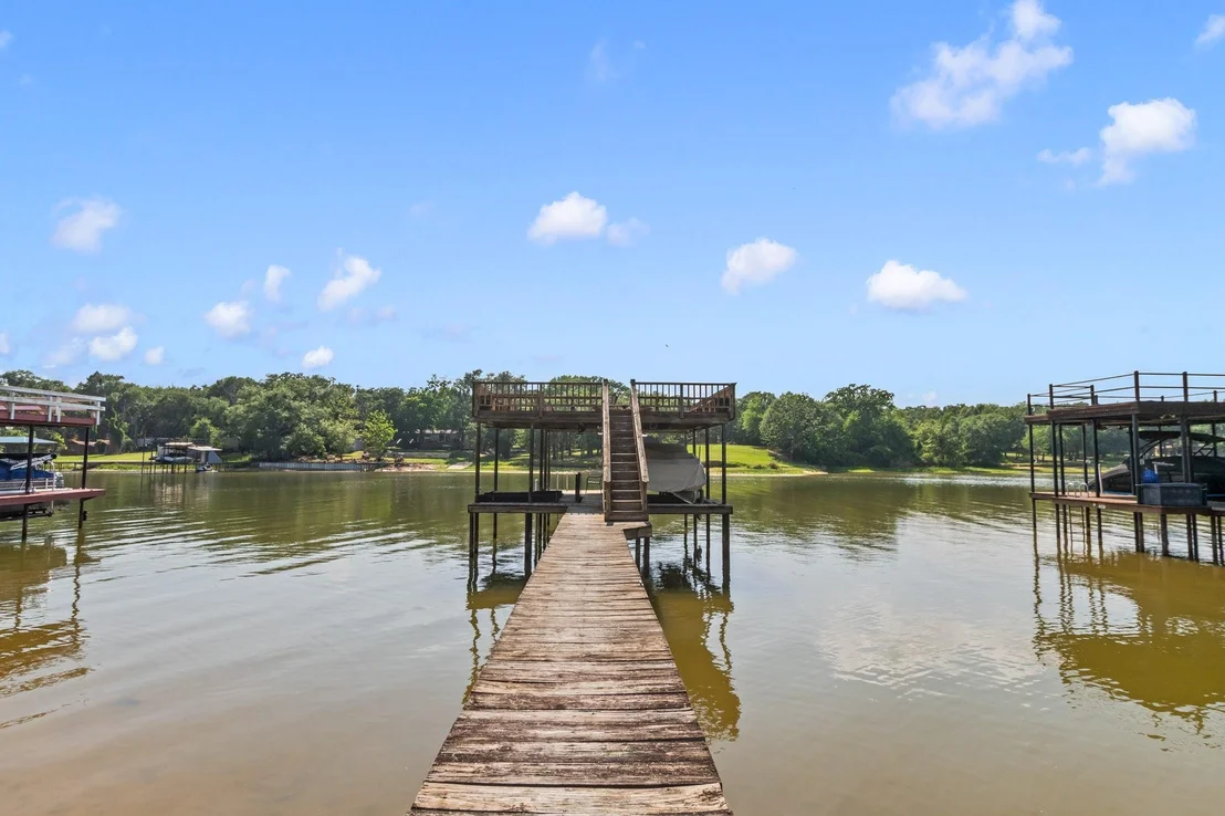 Photo of 194 Bushwhacker Drive
