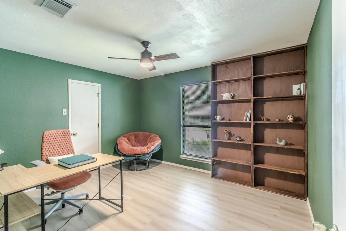 Photo of 1057 Radisson Drive