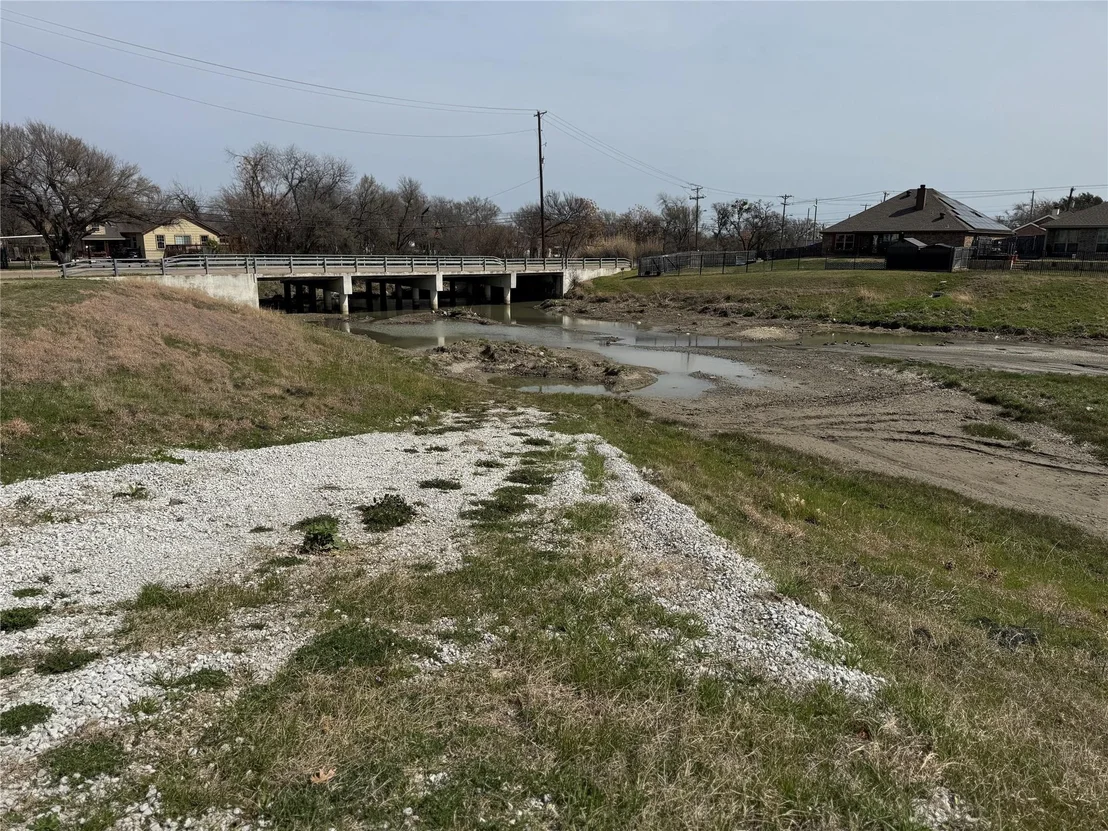 Photo of 7945 White Settlement Road