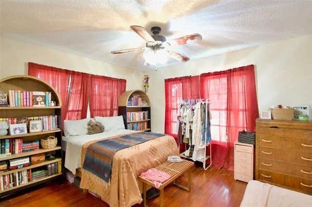 Photo of 2224 Live Oak Avenue