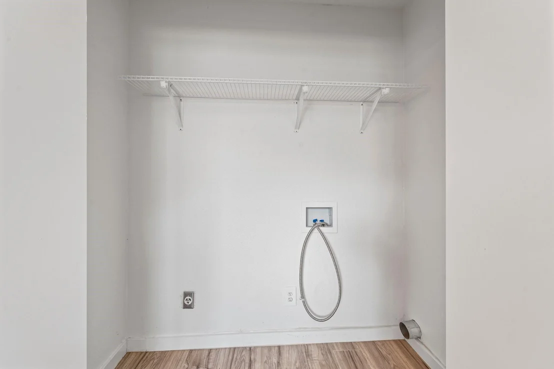 Photo of 600 Circleview Drive N
