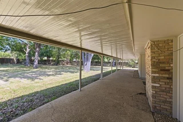 Photo of 5709 Silver Lake Circle