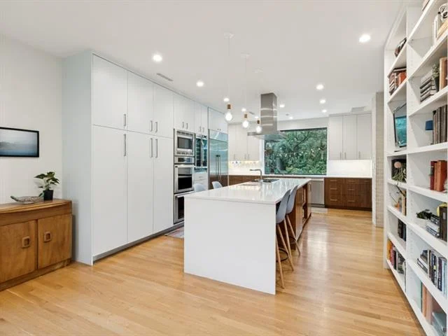 Photo of 6741 Alexander Drive